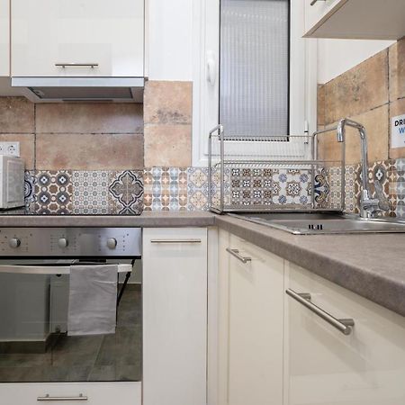 Black Pearl Apt In Koukaki Athens Ngoại thất bức ảnh