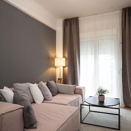 Black Pearl Apt In Koukaki Athens Ngoại thất bức ảnh