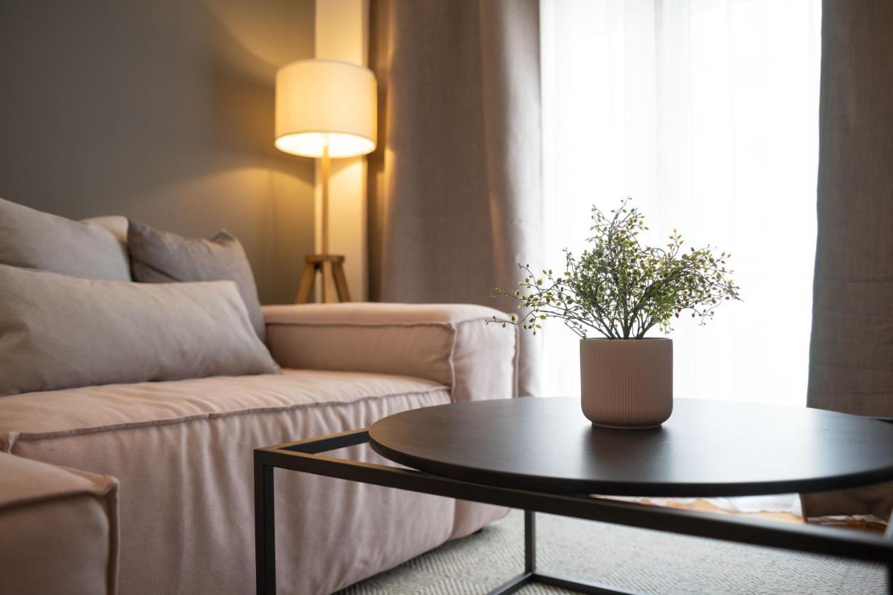 Black Pearl Apt In Koukaki Athens Ngoại thất bức ảnh