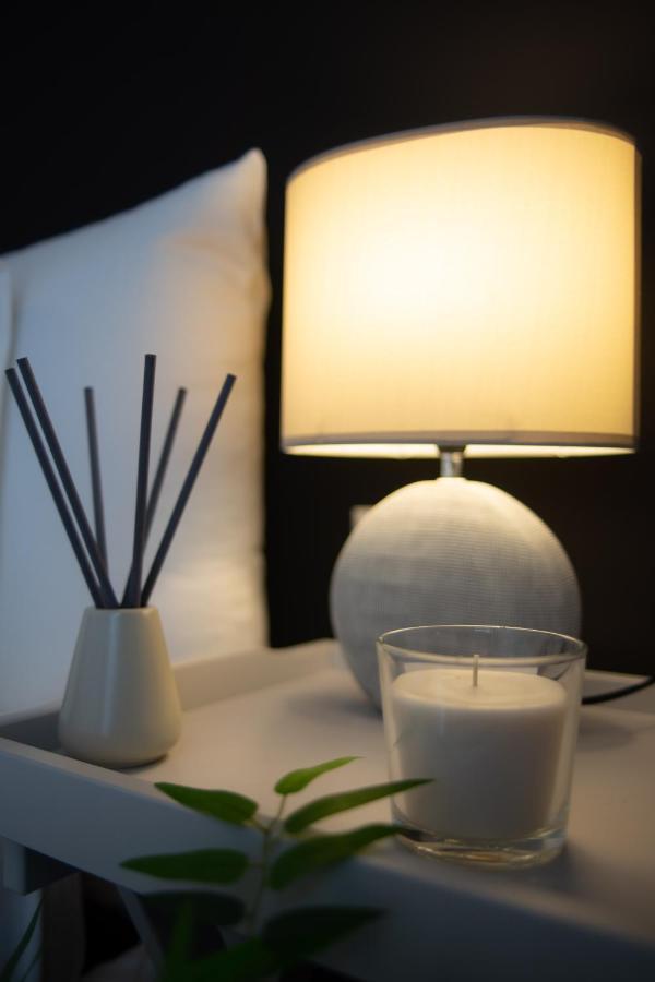 Black Pearl Apt In Koukaki Athens Ngoại thất bức ảnh