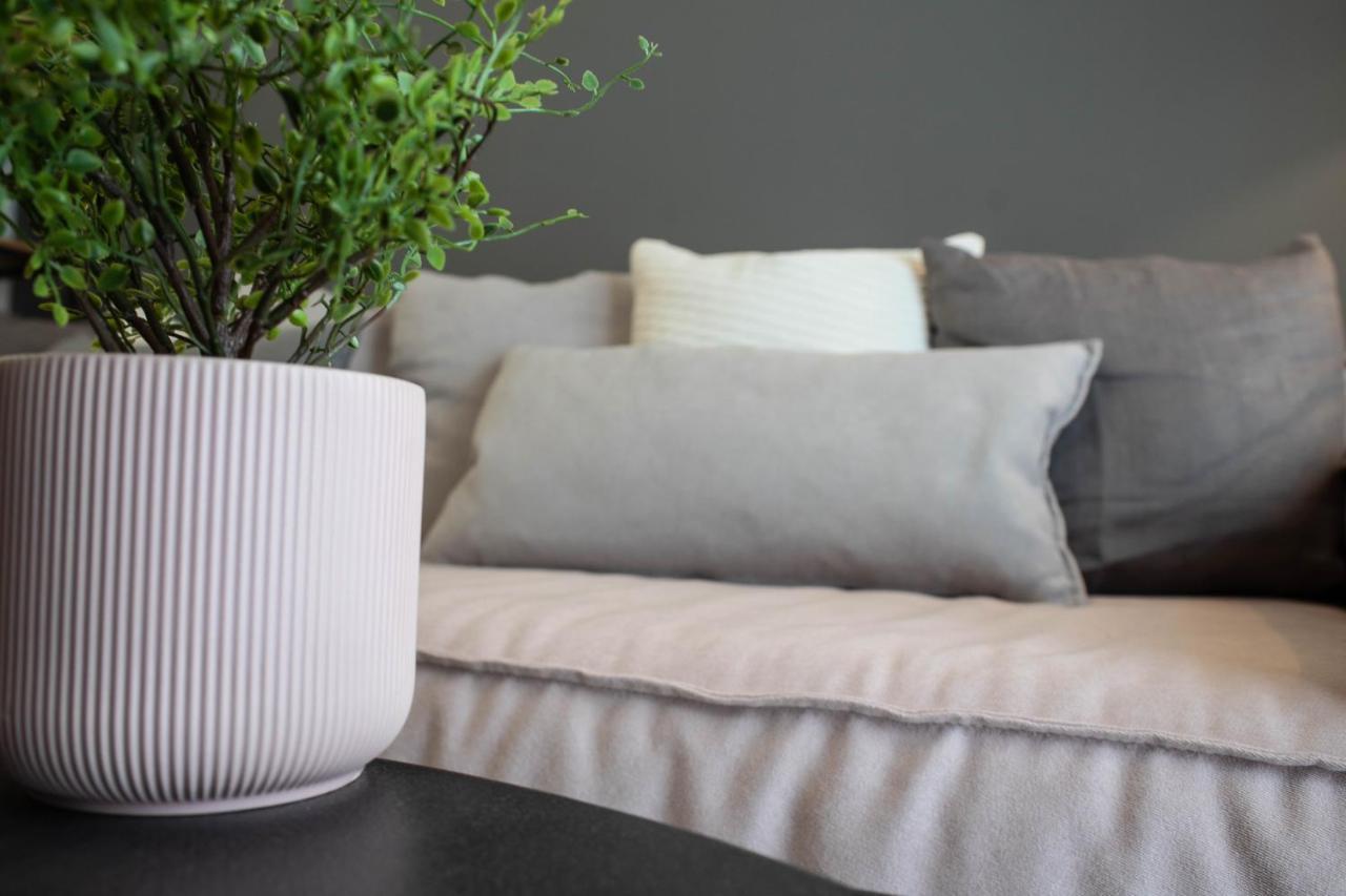 Black Pearl Apt In Koukaki Athens Ngoại thất bức ảnh